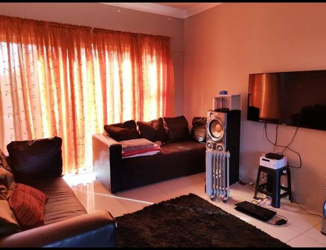 2 BEDROOM APARTMENT FOR SALE IN SAICCOR